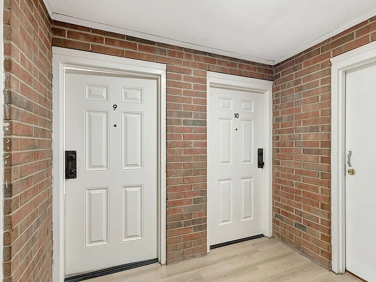 2455 Montana Ave #9 — Photo 7