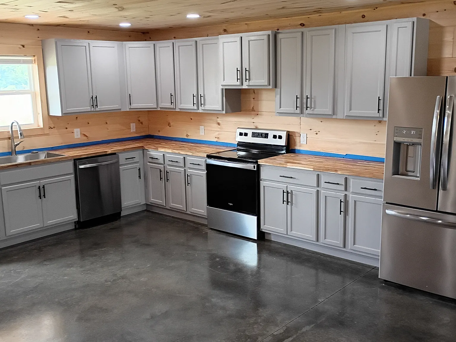 3 bed, 1600 sqft, $2,000 — Photo 3