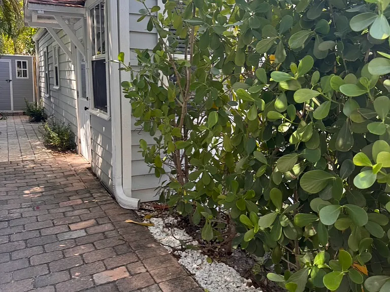 808 1/2 Flamingo Dr — Photo 12