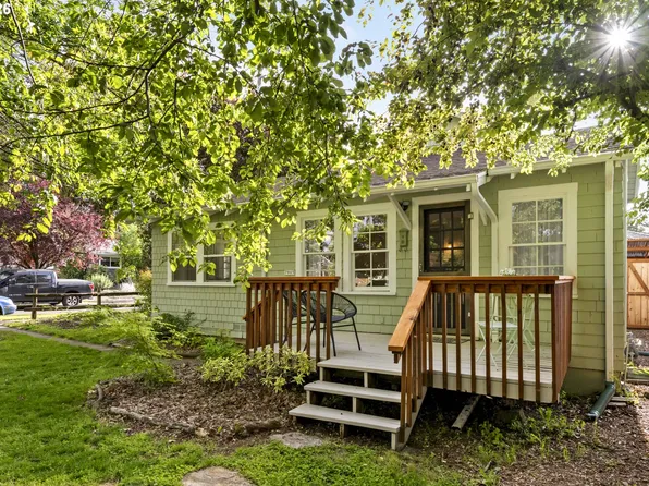 7905 N Seward Ave, Portland, OR 97217