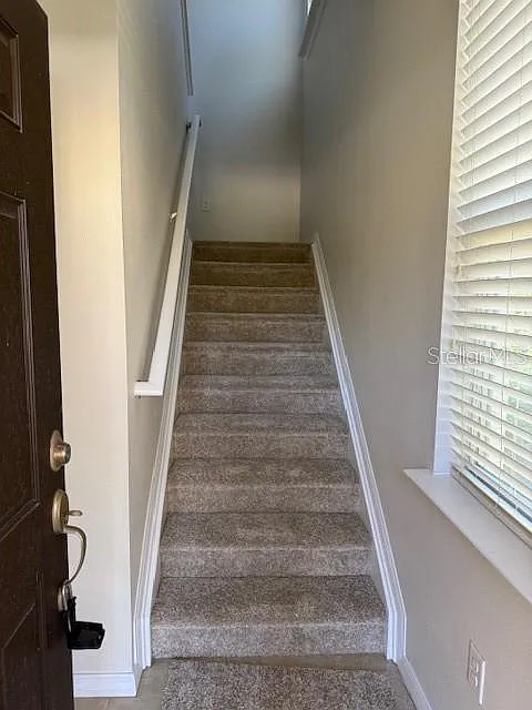 2 bed, 2.0 bath, 966 sqft, $1,950 — Photo 3
