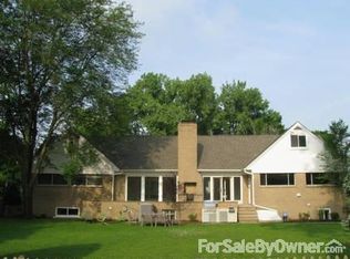 227 Country Club Dr, Oradell, NJ 07649