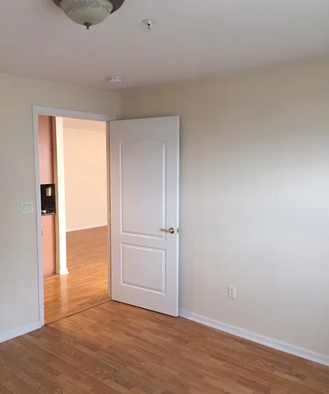 26 W Broadway Blvd #303 — Photo 6