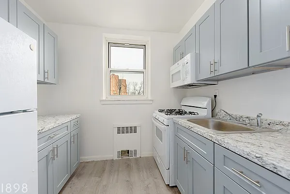 Rented by A&E Real Estate Management | media 3
