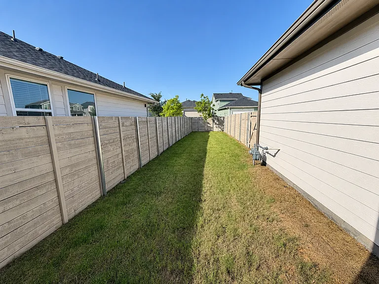 3104 Eddington Dr — Photo 21