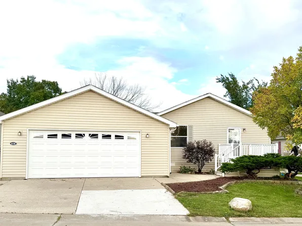 16087 Fairfax Ct, Holly, MI 48442