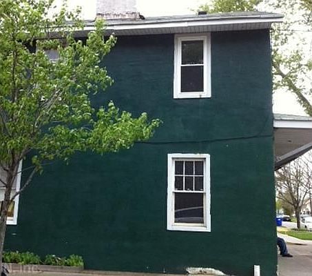 2nd image of 1401 W 27th St