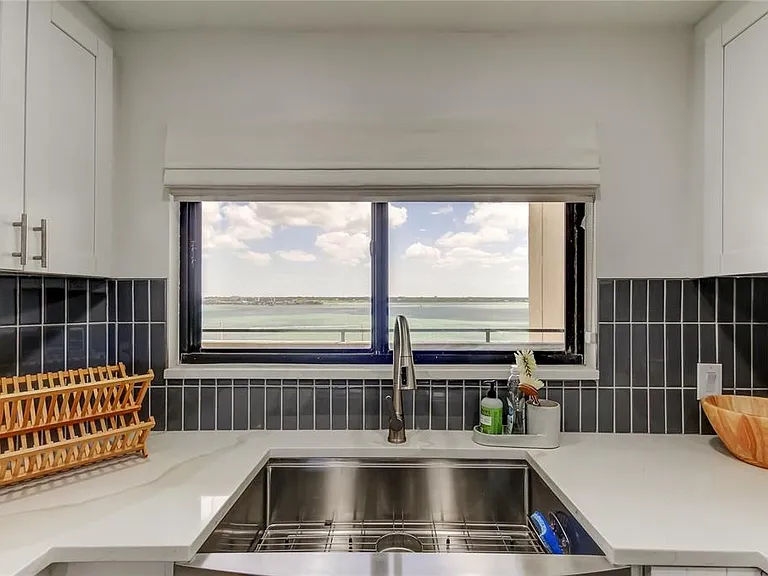 1290 Gulf Blvd #1102 — Photo 11