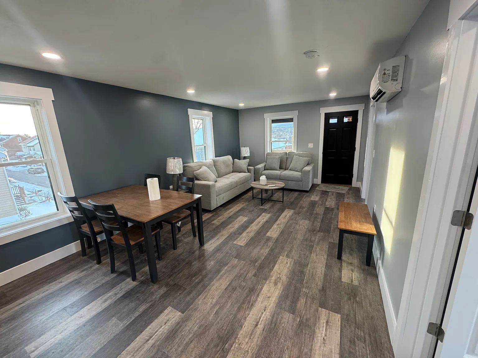 2 bed, $1,250 — Photo 2