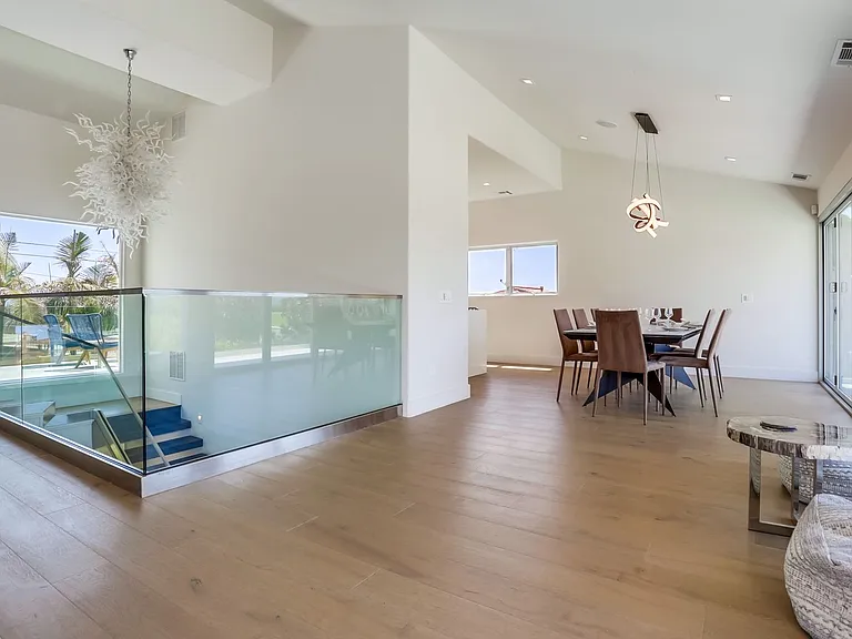 309 Colima Ct — Photo 36