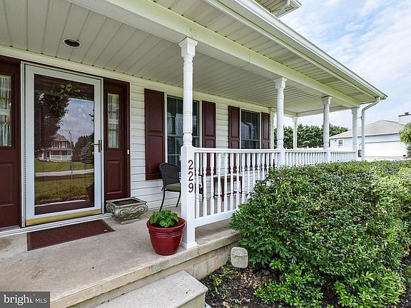 2nd image of 229 Jeffrey Dr