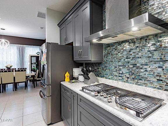 4th image of 345 Aquamarine Way