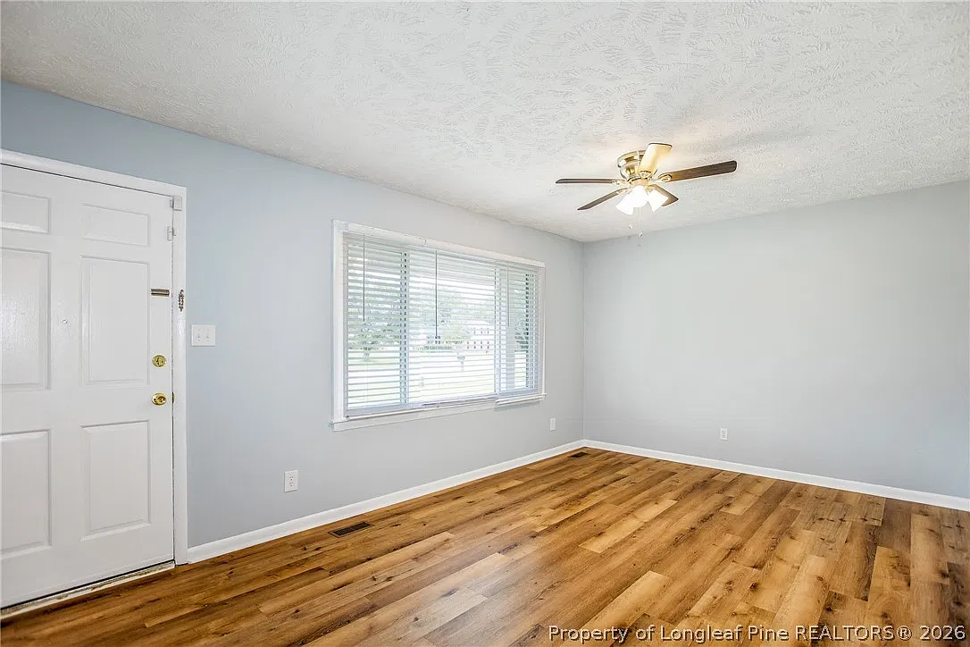 3 bed, 2.0 bath, $1,475 — Photo 4