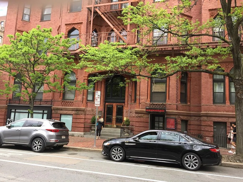 Building Photo - 271 Dartmouth St #4