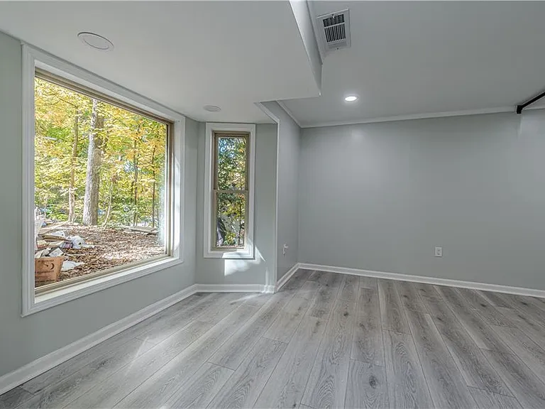 435 Little Pines Ct — Photo 9