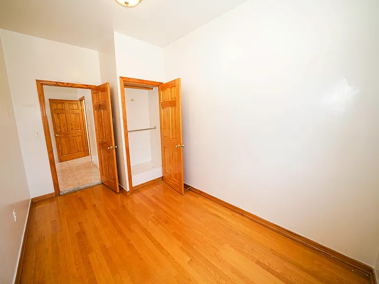 20-59 36th St #2A — Photo 10