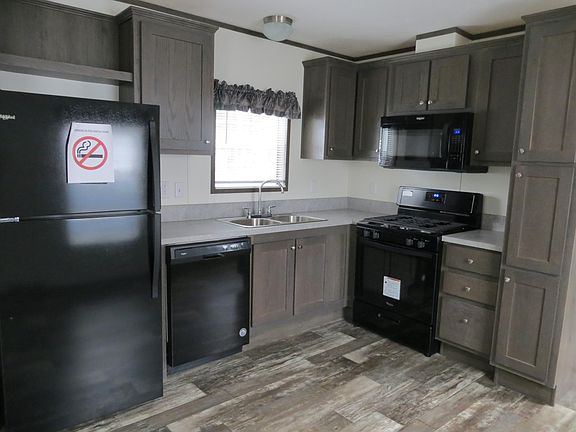 2nd image of 227 Windy Cir