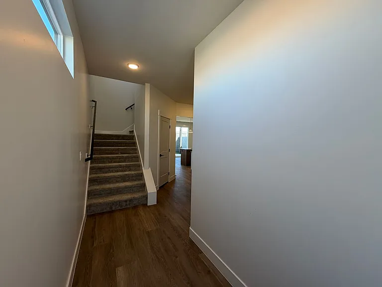 602 E Hemsworth Ln — Photo 34