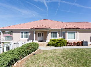 1051 Margarita Ct, Moneta, VA 24121