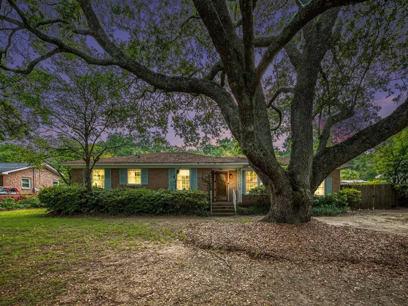 943 Mikell Dr, Charleston, SC 29412