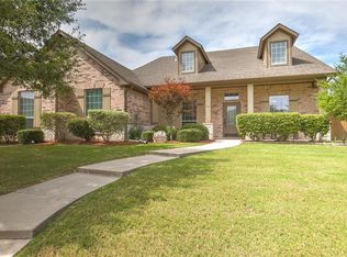 704 Lone Oak Ct, Burleson, TX 76028