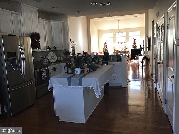 3rd image of 31317 Falmouth Way