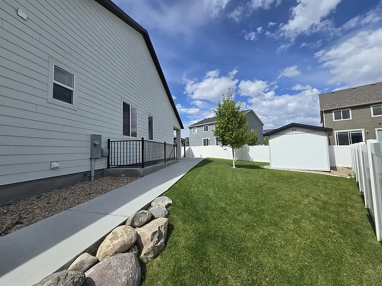 194 W Sugarbowl Cir — Photo 39