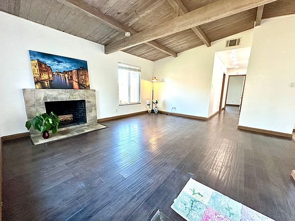 5th image of 1111 Marionola Way