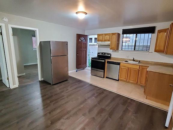 2nd image of 1407 Gough St #7
