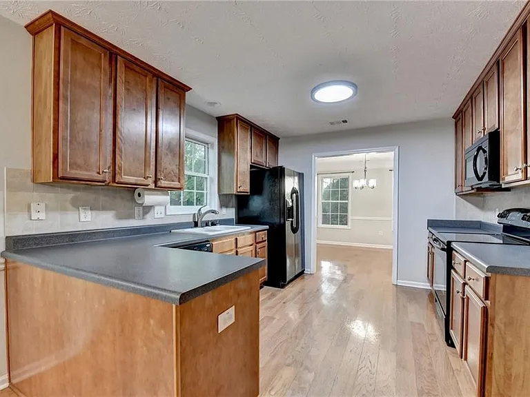 310 Andrew Ridge Dr — Photo 23