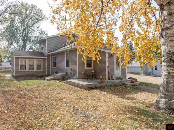 515 W 2nd St, Janesville, MN 56048
