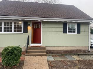 121 East Ave, Westerly, RI 02891