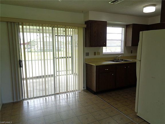 5th image of 1100 Gerald Ave