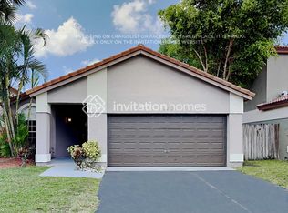 5541 NW 49th Way, Pompano Beach, FL 33073