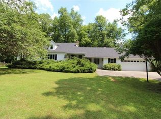 7-11 McDowell Rd, Ligonier, PA 15658