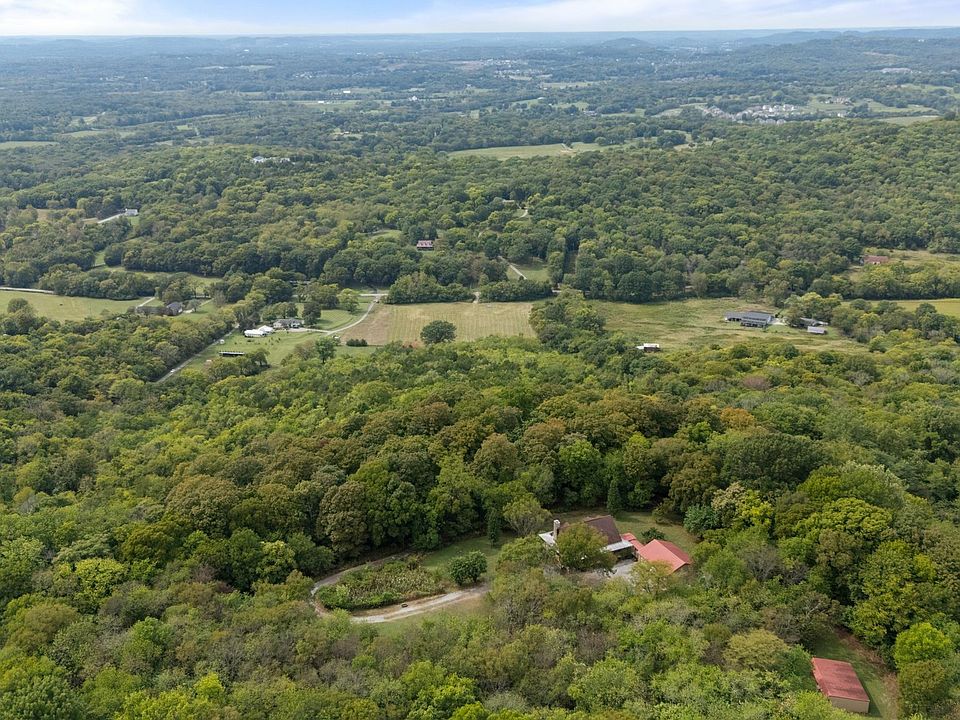 1st image of 1746 Molly Hollow Rd