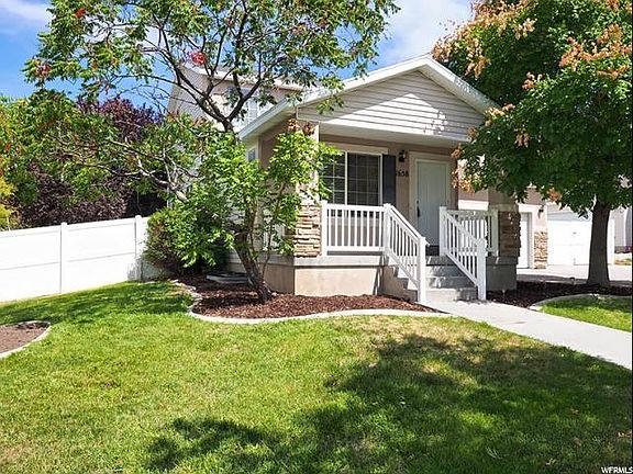 2nd image of 1658 N Dawson Dr W