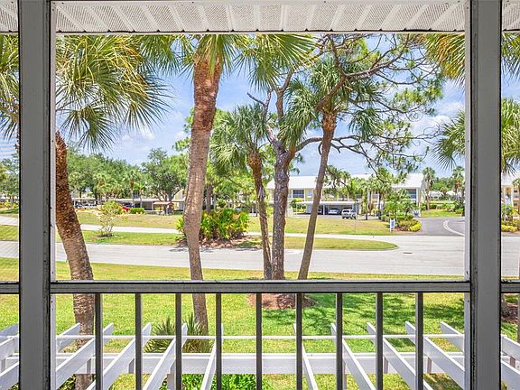 3rd image of 436 CERROMAR LANE #478