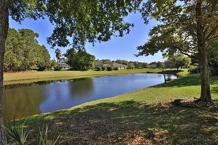 5 Villa Lago Ln — Photo 15