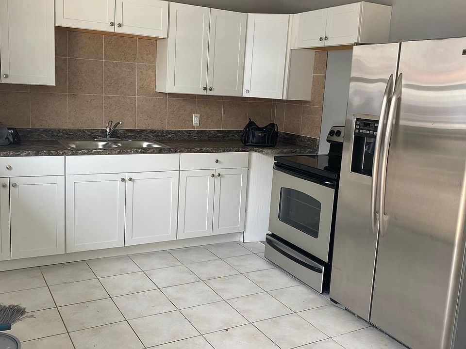 1st image of 1485 Drew St #2