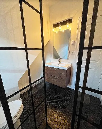 28 Franklin St #3 — Photo 7