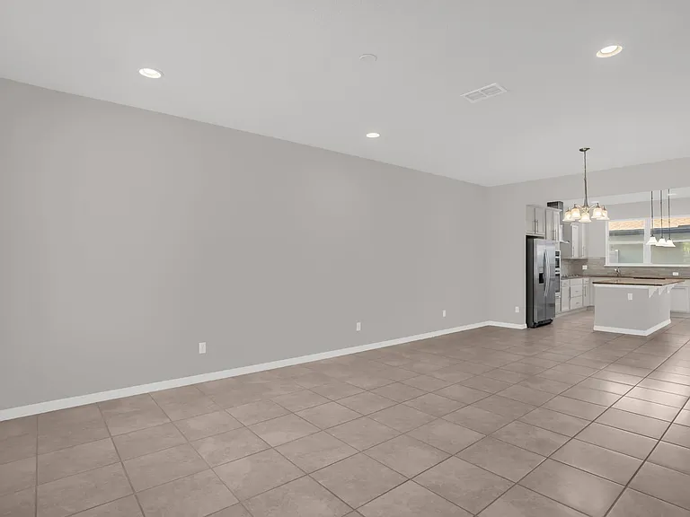 5167 Caspian St — Photo 4