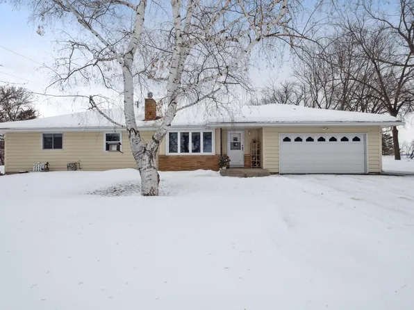 9584 County Road 2 Rd, Glencoe, MN 55336