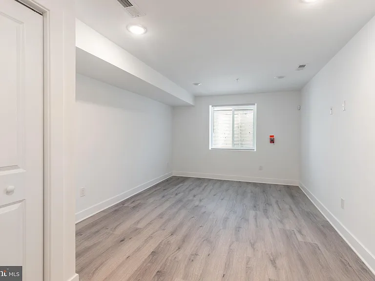 1423 N 8th St #3 — Photo 19