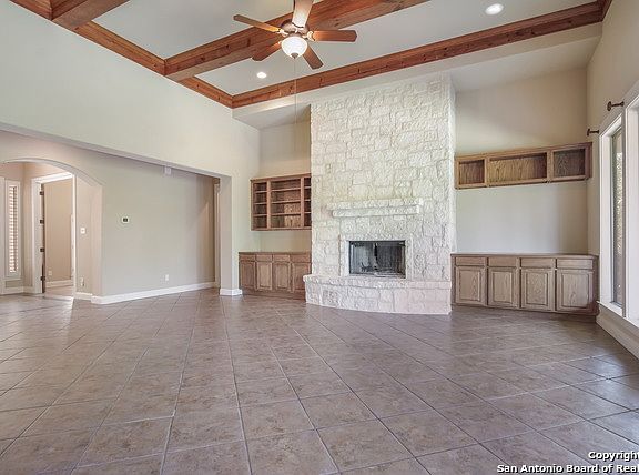 5th image of 430 Bentwood Dr