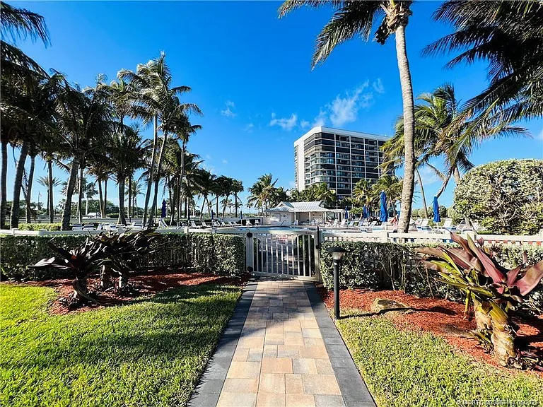 8880 S Ocean Dr #402 — Photo 64