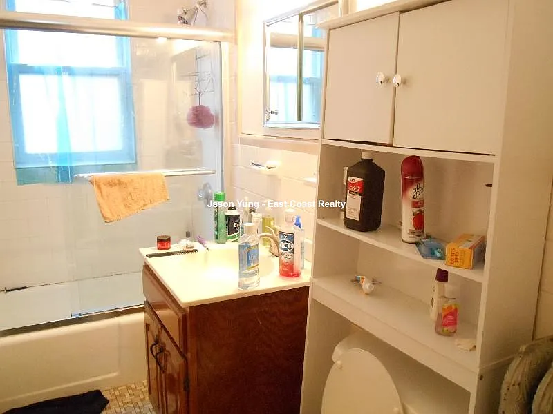 4 bed, 2.0 bath, 1500 sqft, $6,200 — Photo 4