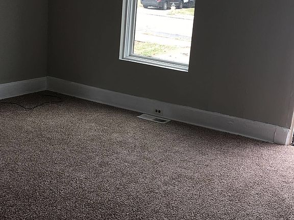 3rd image of 5727 Bramble Ave