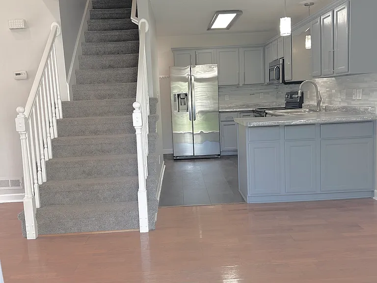 811 Burr Oaks Dr #1305 — Photo 9