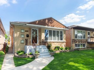 3761 N Oketo Ave, Chicago, IL